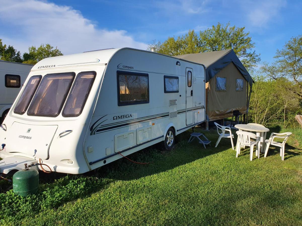 Camping Du Puy Rond Bressuire Buitenkant foto