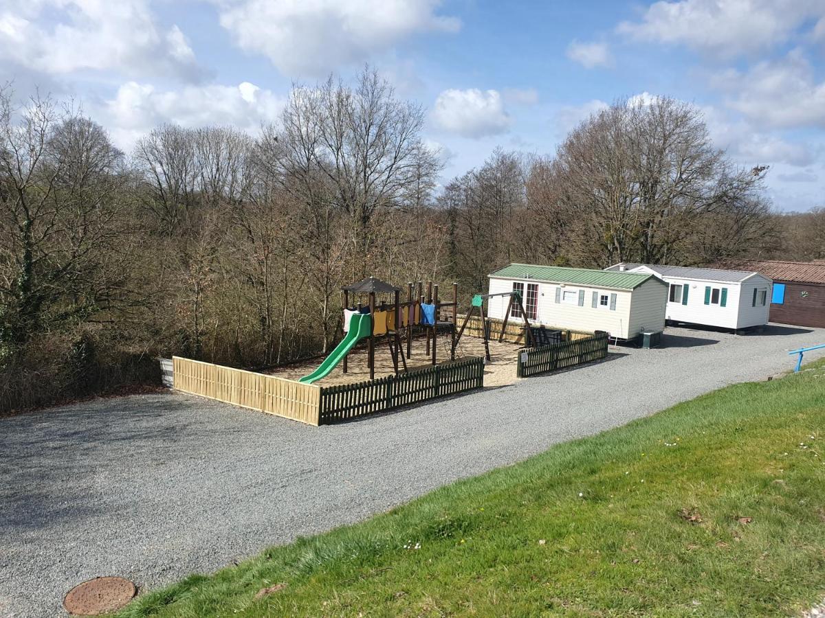 Camping Du Puy Rond Bressuire Buitenkant foto