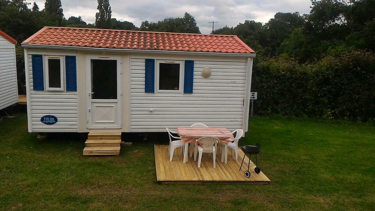 Camping Du Puy Rond Bressuire Buitenkant foto